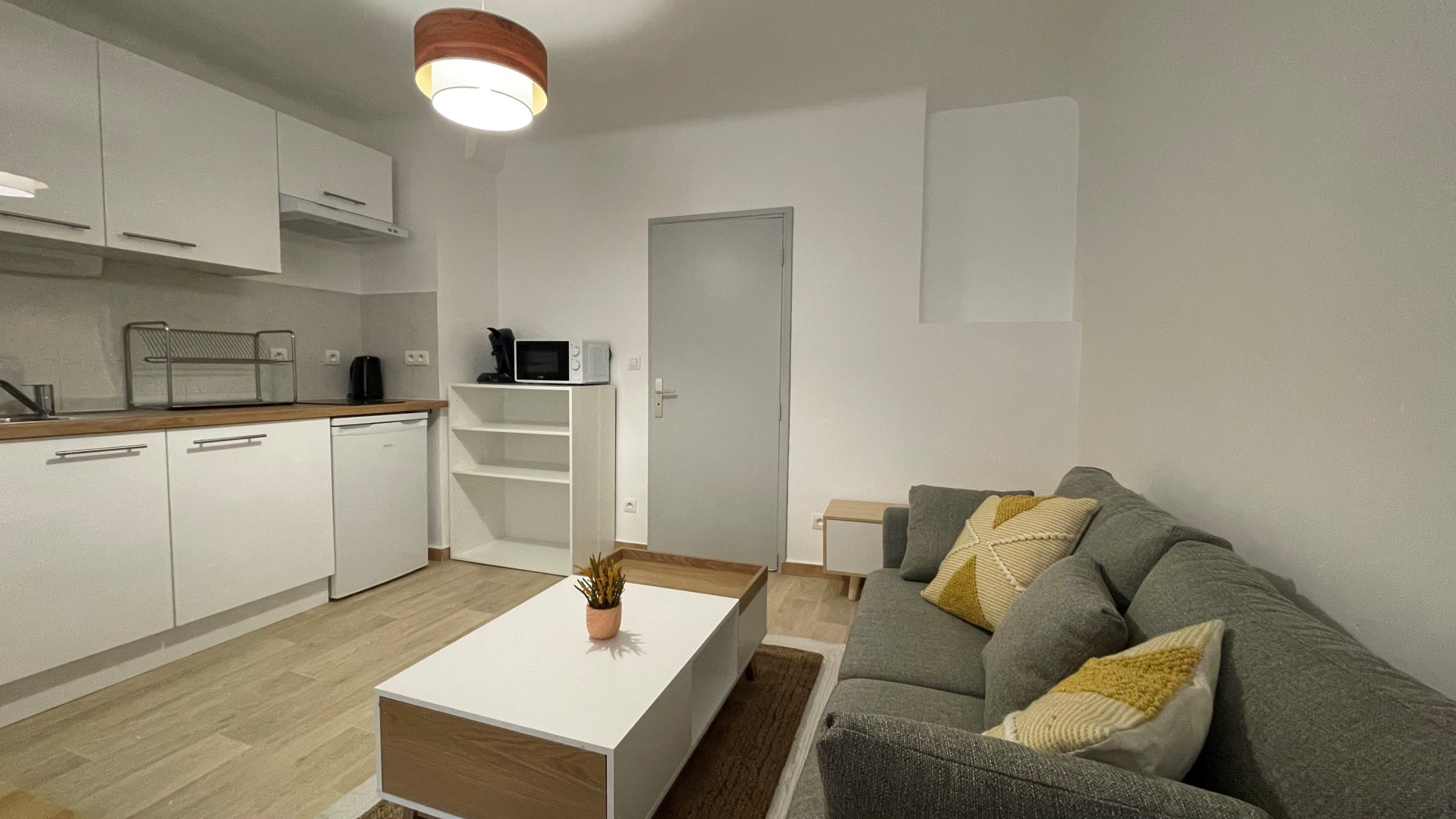 Lockleys — Display apartment styling — photo 3