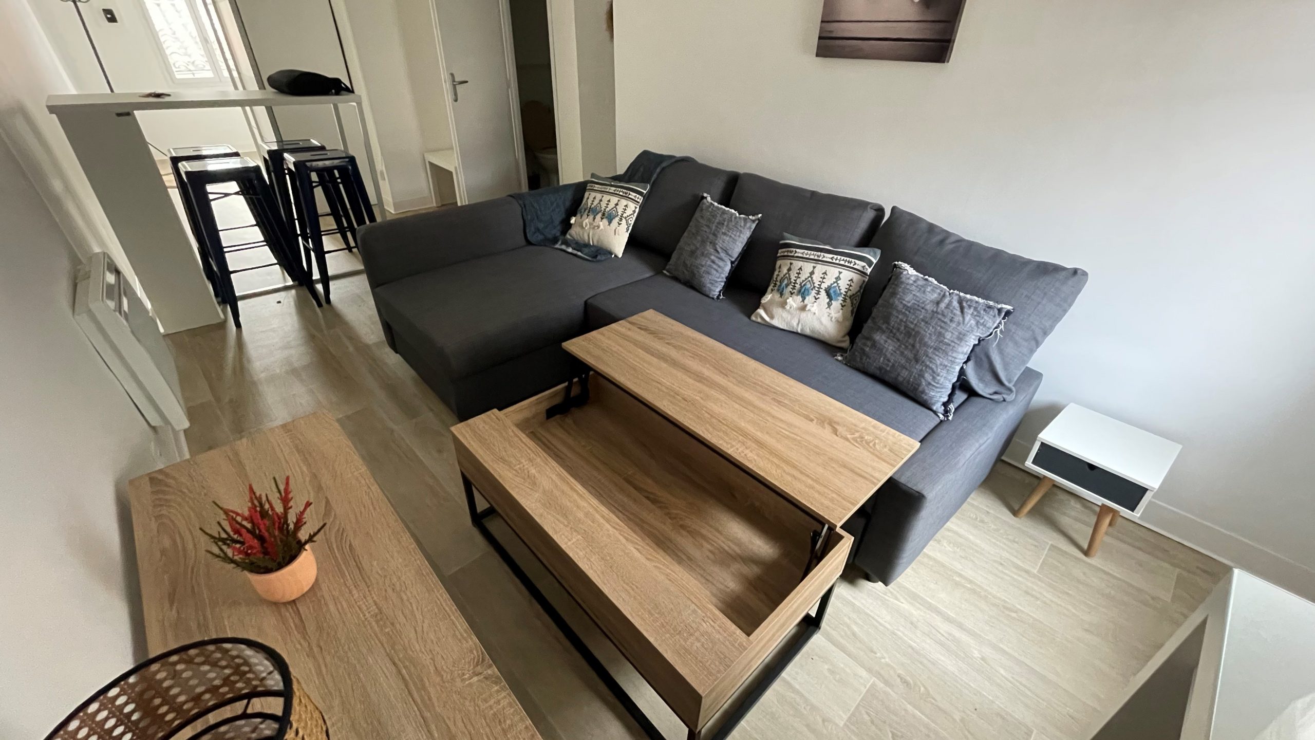 Lockleys — Display apartment styling — photo 1