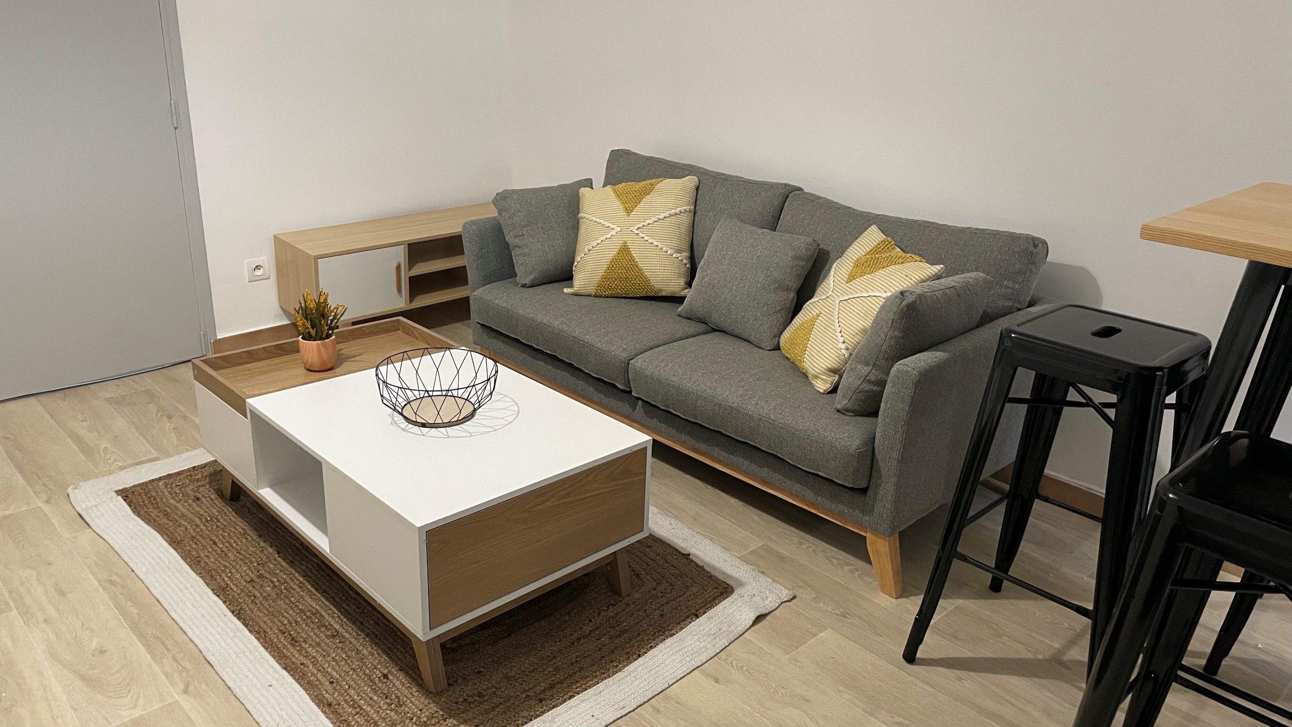 Lockleys — Display apartment styling — photo 3