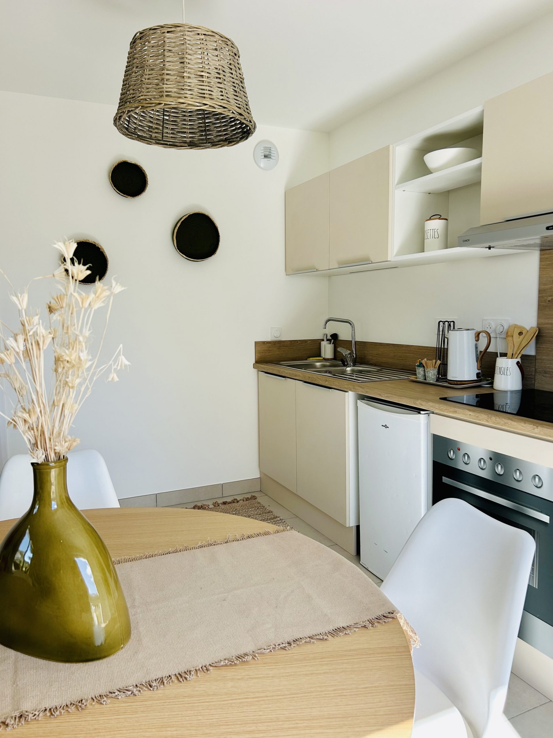 Rostrevor — Display apartment styling — photo 1