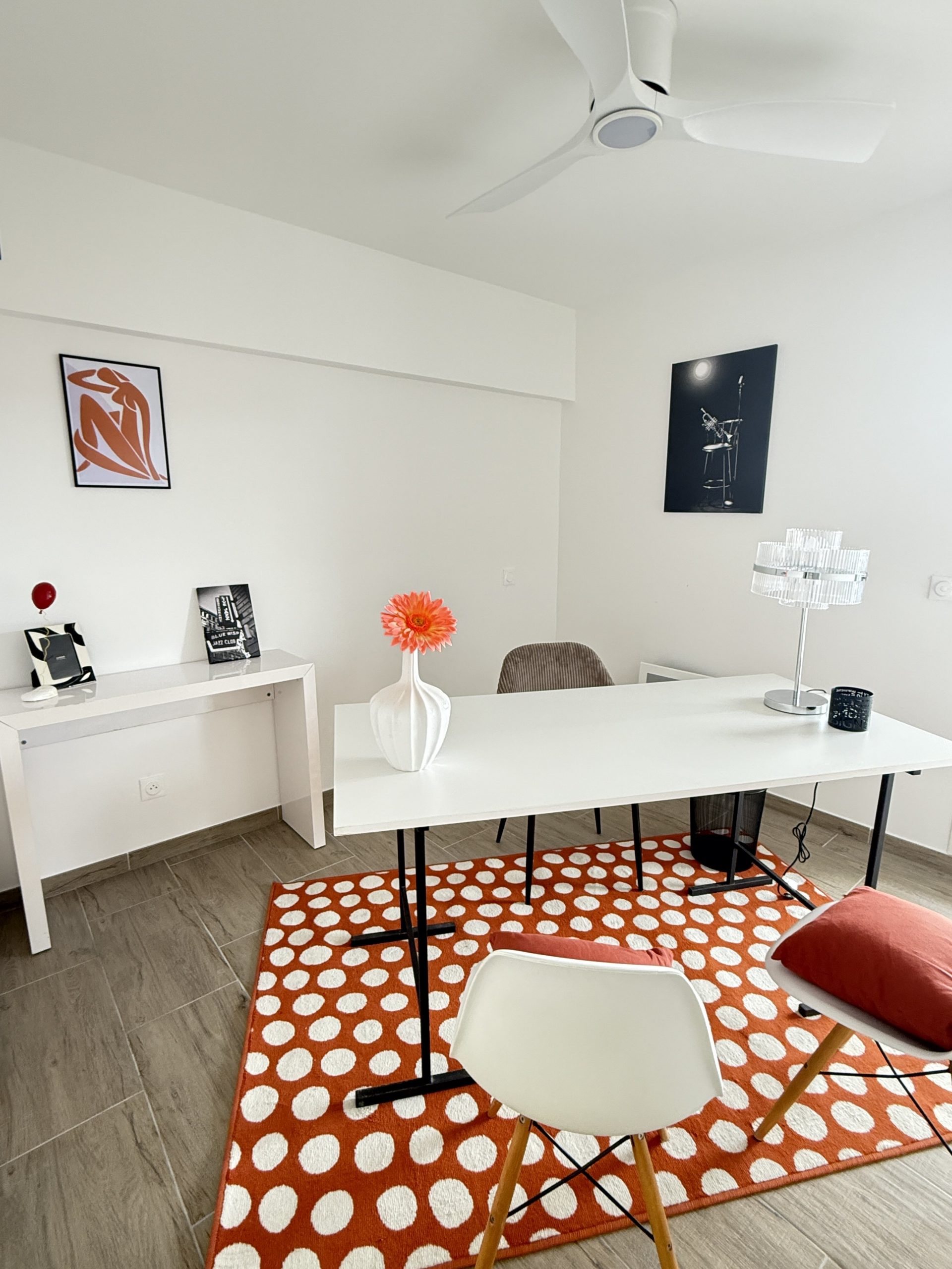 Kingswood — Display apartment styling — photo 3