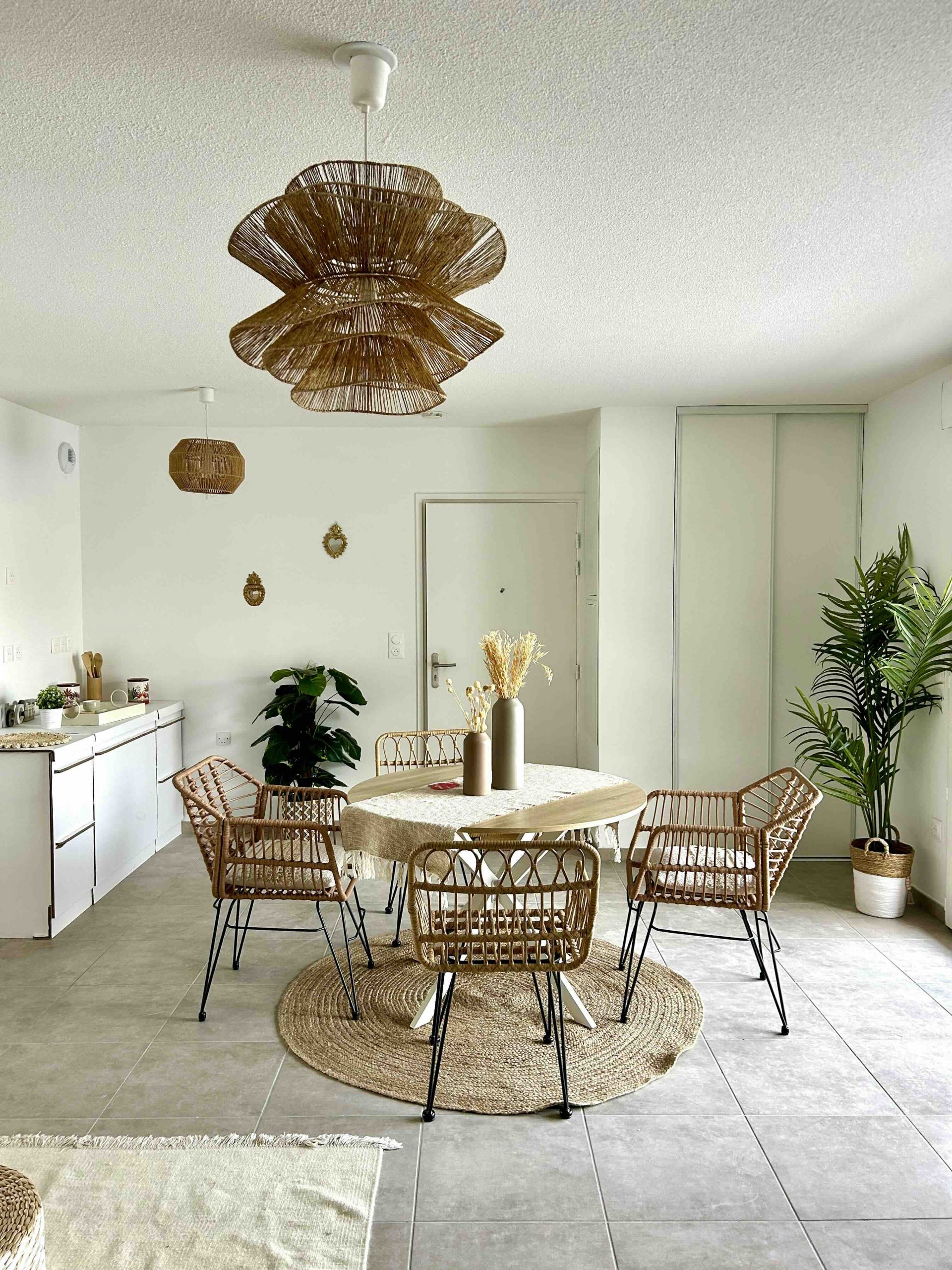 Glenelg North — Display apartment styling — photo 3