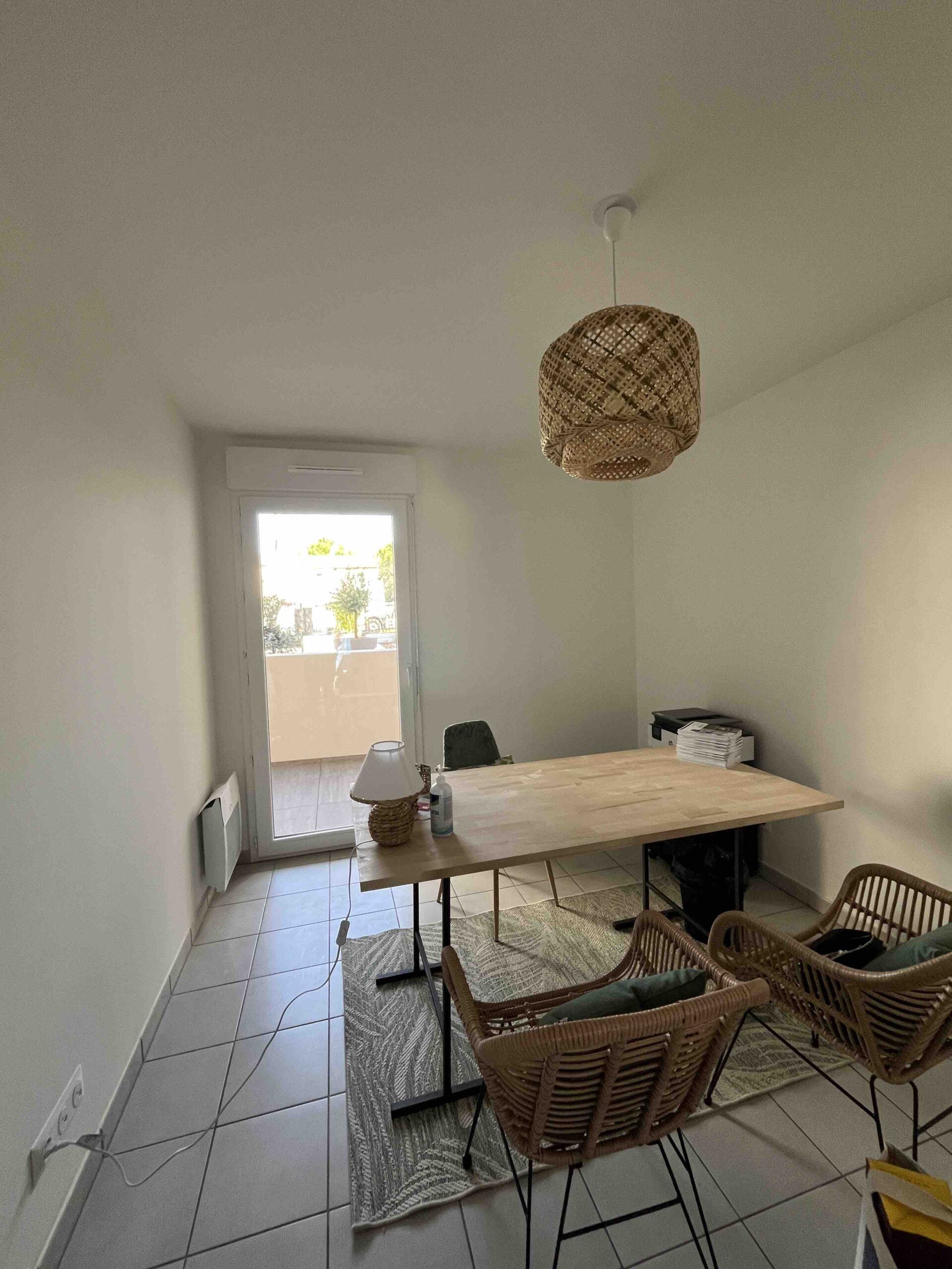 Gilberton — Display suite handover project