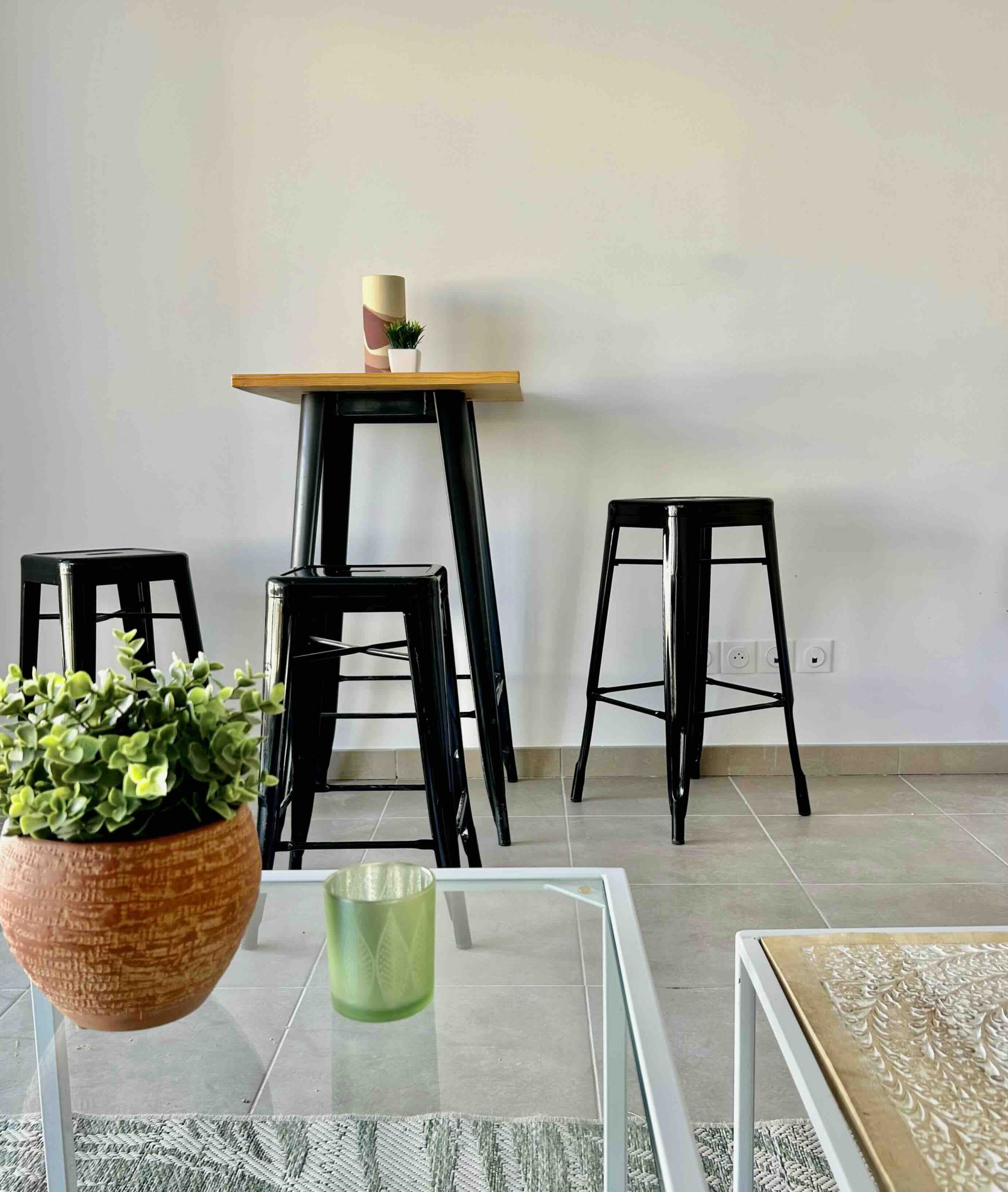 Thebarton — Display suite handover